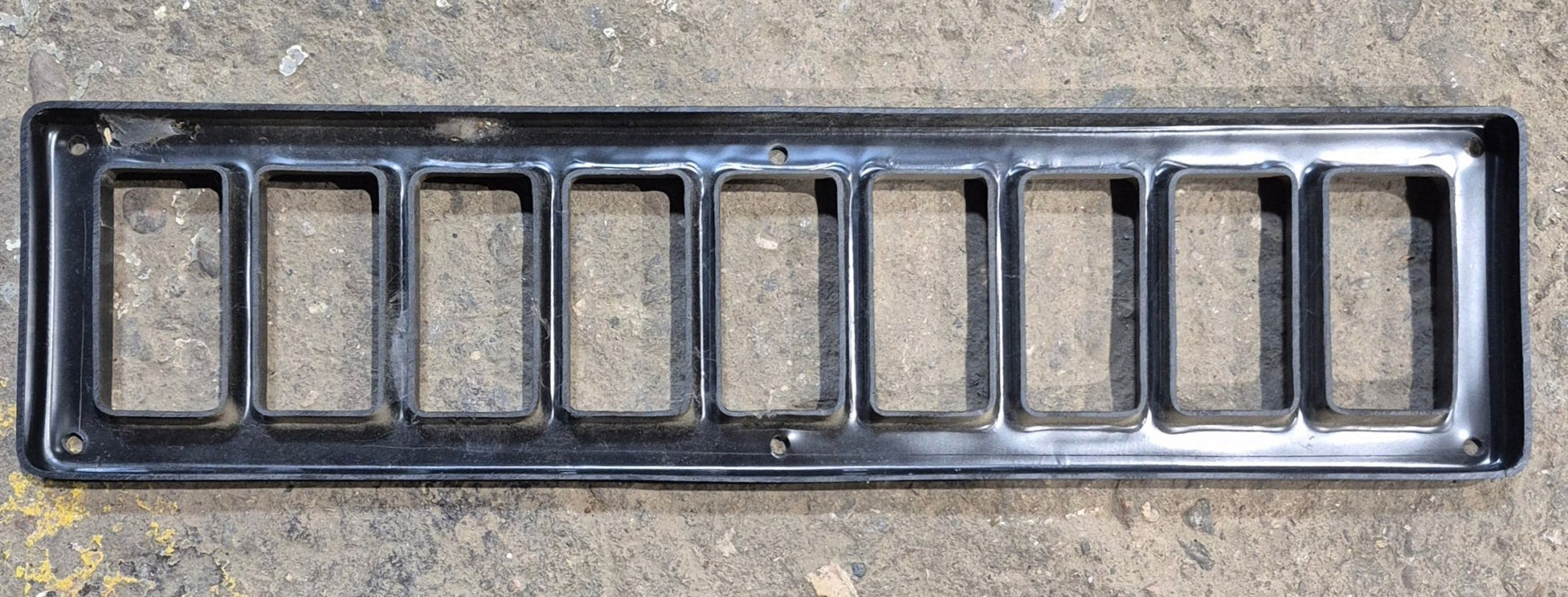 Used Black Floor Register - 15 3/8" x 3 7/8" - Young Farts RV Parts