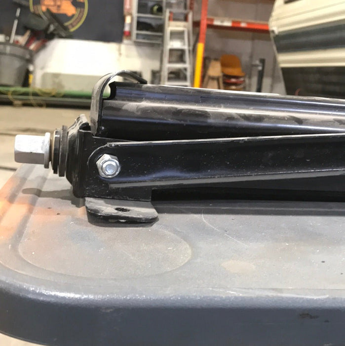 Used C-Type Stabilizing Jack