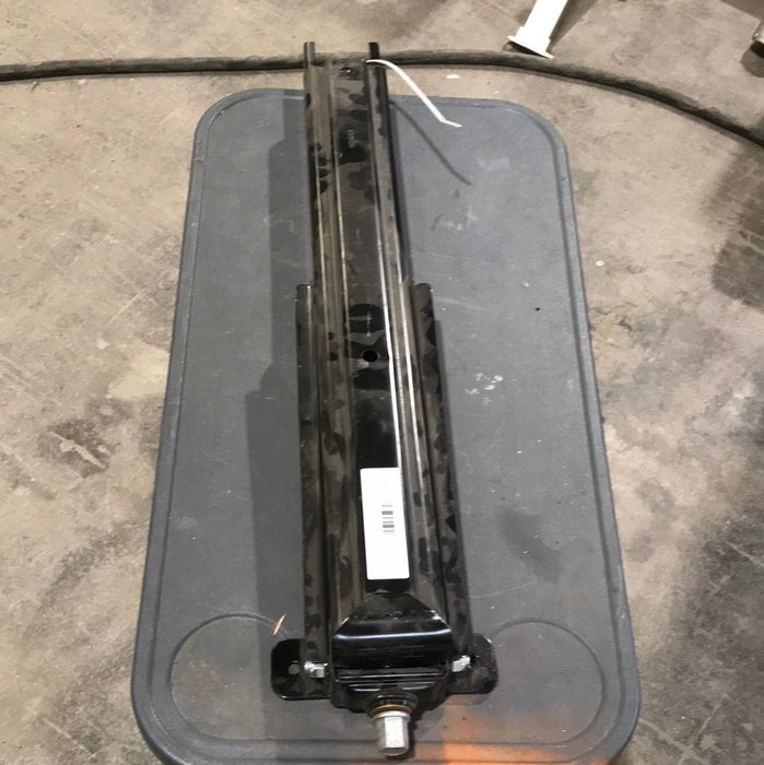Used C-Type Stabilizing Jack