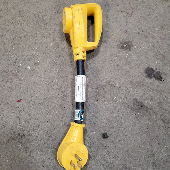 Used Camco 15AM/30AF Power Grip Dogbone - 12" 125V/1875W