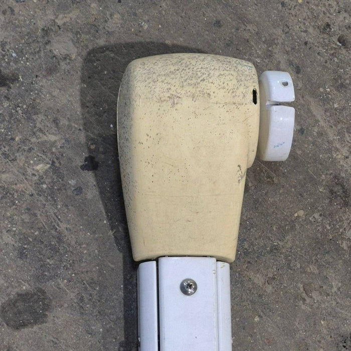 Used Carefree Awning Arm, Idler (Rear) Non-Powered, Steep Pitch, White, 59" - Travel'r , R001508WHT