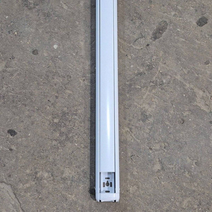 Used Carefree Awning Arm, Idler (Rear) Non-Powered, Steep Pitch, White, 59" - Travel'r , R001508WHT