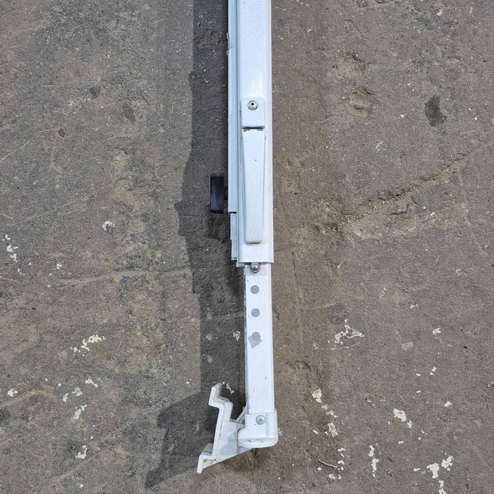Used Carefree Single Manual Arm, 72", White - R00415-316-55