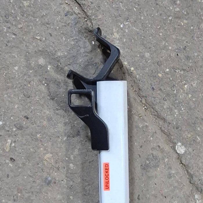 Used Carefree Single Manual Arm, 66", White - R00416-301-55