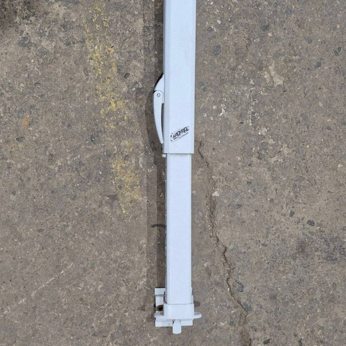 Used Carefree Single Manual Arm, 66", White - R00416-301-55