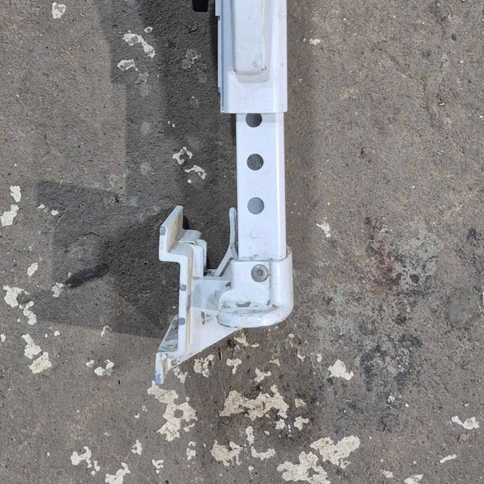 Used Carefree Single Manual Arm, 66", White - R00416-301-55