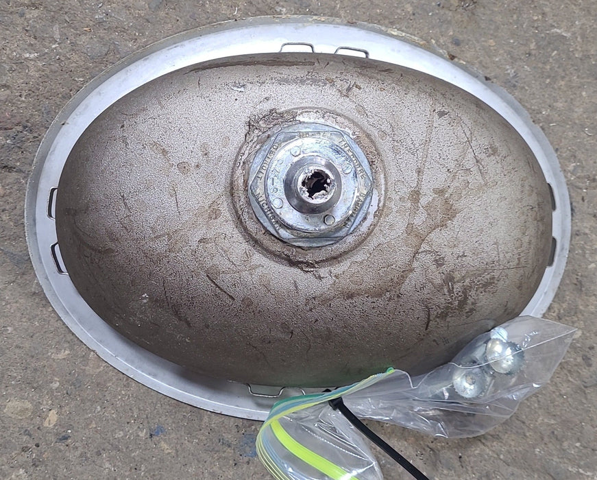 Used Bathroom Sink, Chrome - 14" x 10 1/2" x 6" D