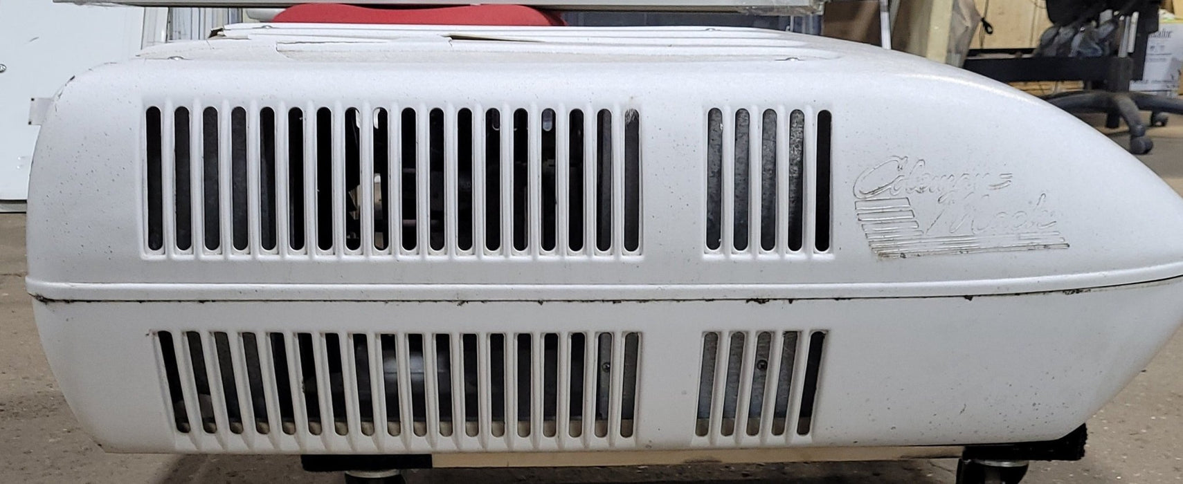 Used Coleman Mach 15 Air Conditioner, Head Unit, 13500 BTU - 7335C896