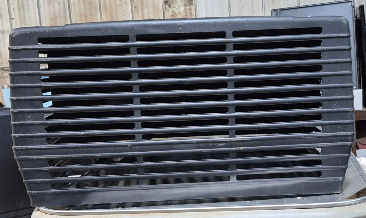 Used Coleman Mach Replacement Shroud Black - 8335A5291