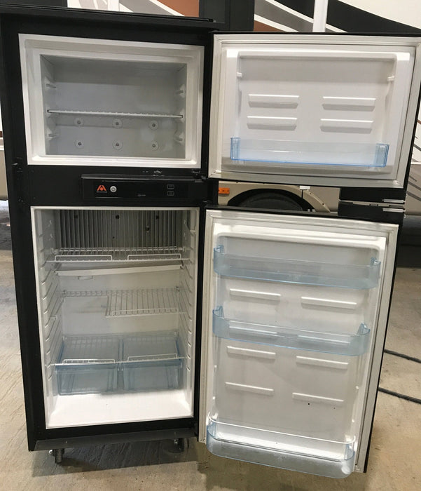 Used Complete Atwood Helium Fridge HE-0601