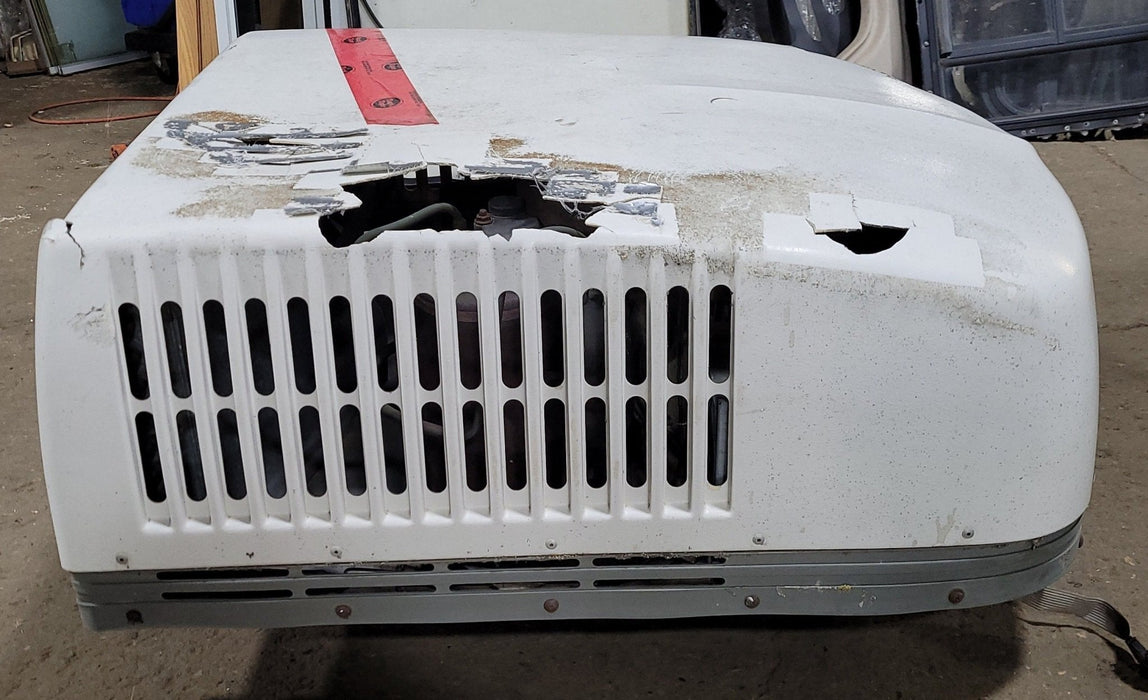 Used Dometic Air Conditioner, Head Unit, 13500 BTU, Cool Only - 58925.604