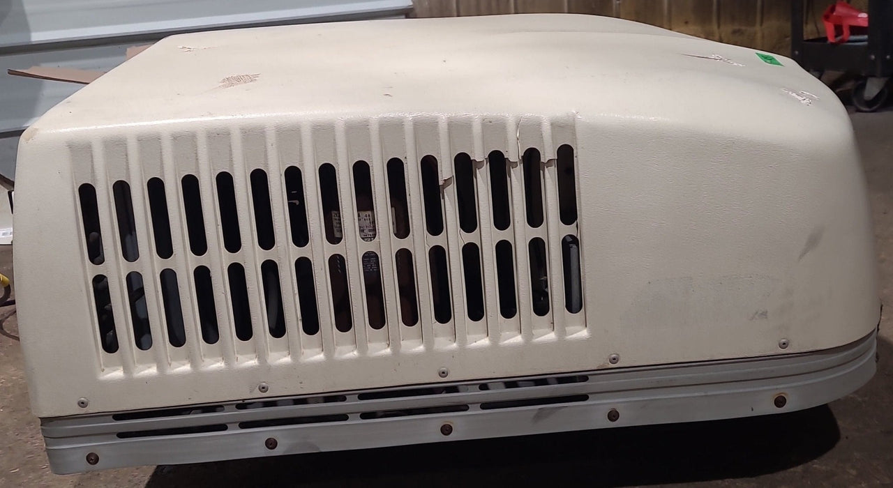 Used Dometic Air Conditioner, Head Unit, 13500 BTU, Cool Only - 59016.505 HAS RIBBON STYLE WIRE CONNECTOR