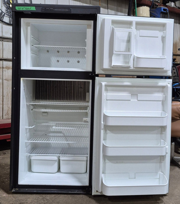 Used Complete Dometic Fridge, 2-Way - DM2652
