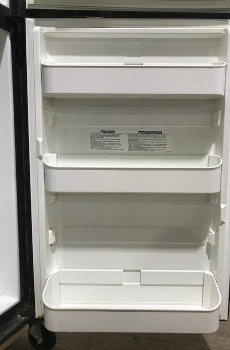 Used Complete Dometic Fridge, 2-Way - DM2652