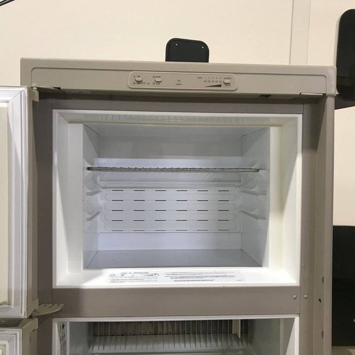 Used Complete Dometic Fridge, 2-Way - RM3662