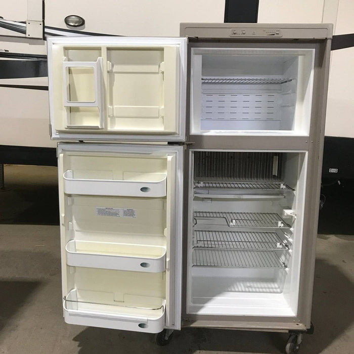 Used Complete Dometic Fridge, 2-Way - RM3662