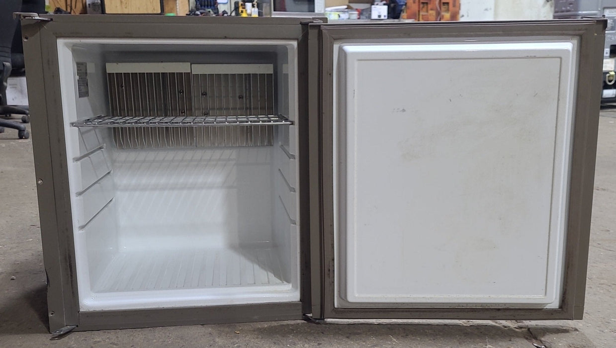 Used Complete Dometic Fridge 3-Way - RM2193 - GAS ONLY