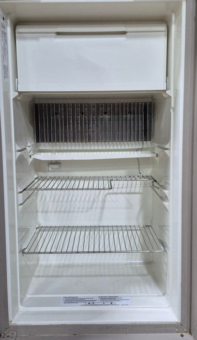 Used Complete Dometic Fridge, 2-Way - RM2552
