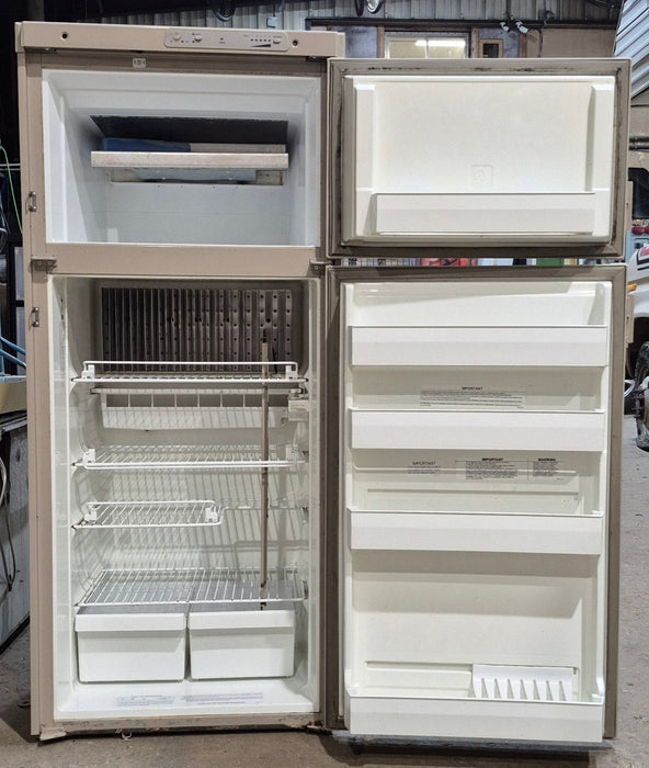 Used Complete Dometic Fridge, 2-Way - RM2620