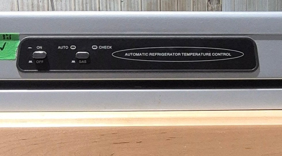 Used Complete Dometic Fridge, 2-Way - RM2652
