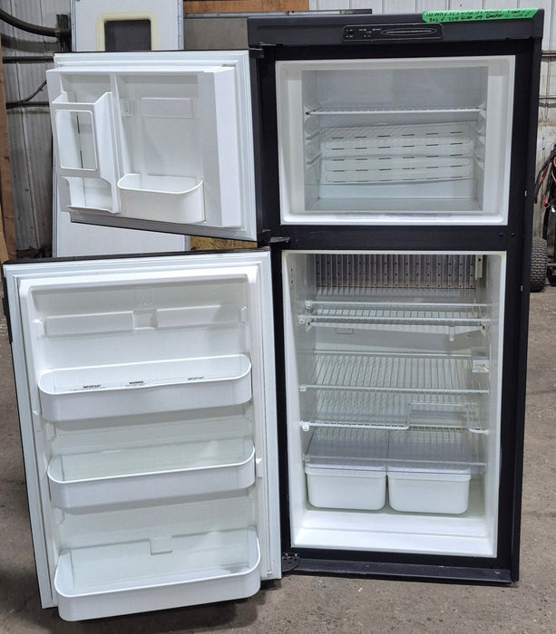 Used Complete Dometic Fridge, 2-Way - RM2652