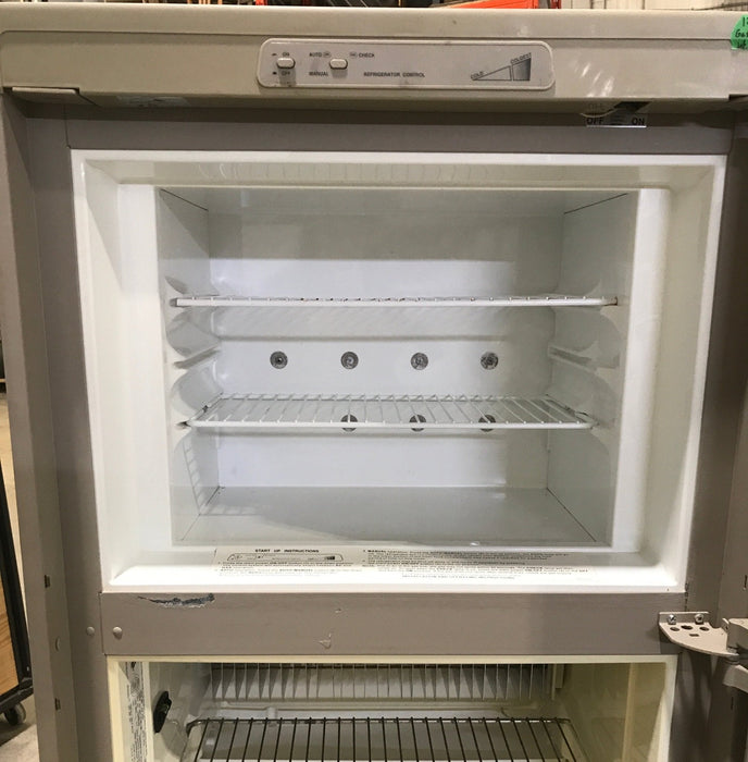 Used Complete Dometic Fridge, 2-Way - RM2652