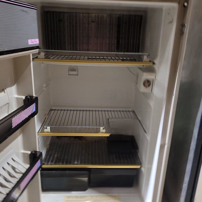 Used Complete Dometic Fridge, 3-Way - RM4804