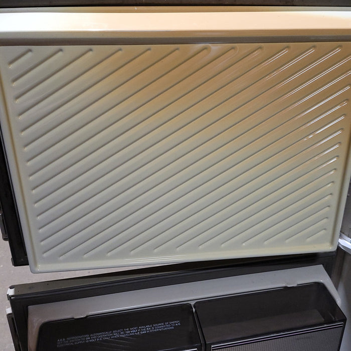 Used Complete Dometic Fridge, 3-Way - RM4804