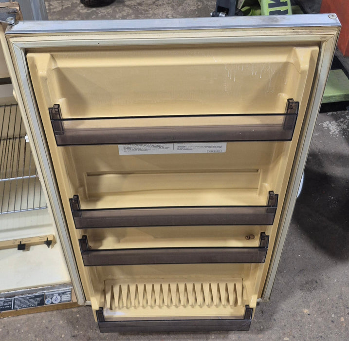 Used Complete Dometic Fridge, 3-Way - RM661