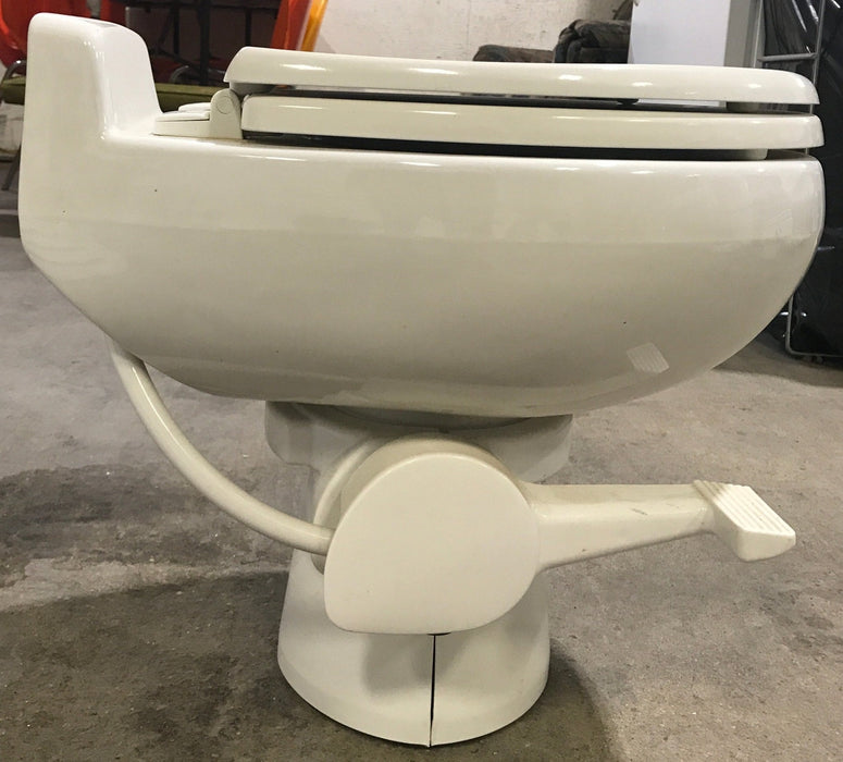 Used Complete Dometic Sealand Traveler Toilet, Foot Flush - 510+