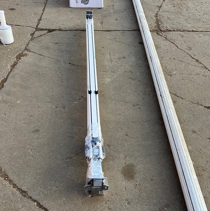 Used Complete Manual Awning A&E Dometic  18’ New canvas