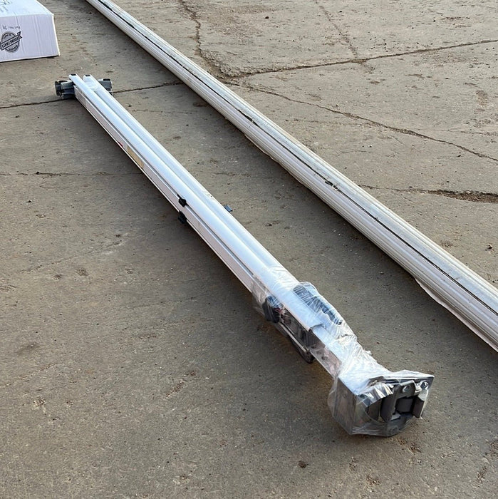 Used Complete Manual Awning A&E Dometic  18’ New canvas