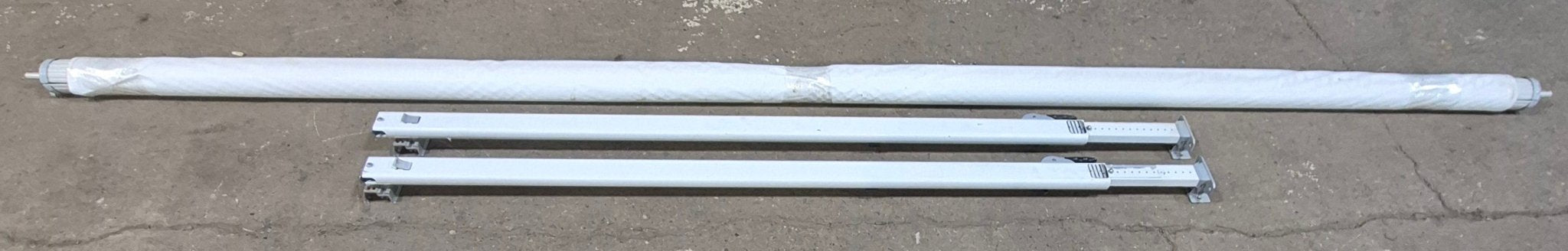Used Complete Manual Awning Dometic / A&E 14' Used Canvas