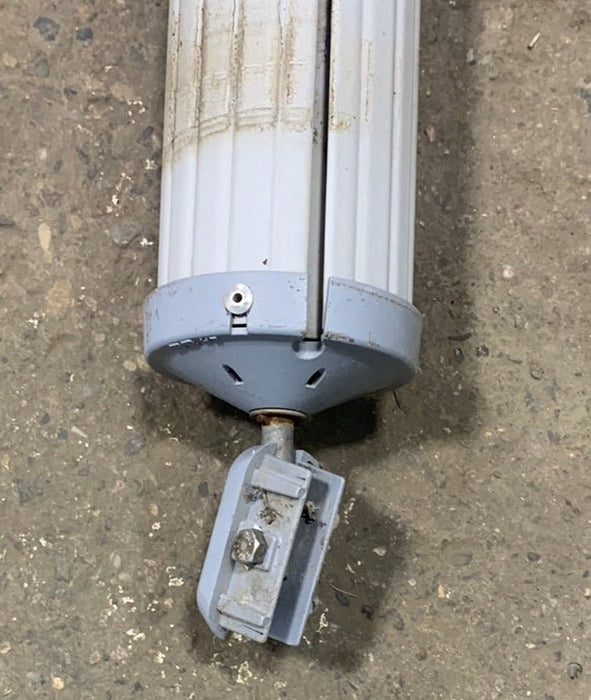 Used Complete Manual Awning Dometic / A&E 15' New Canvas