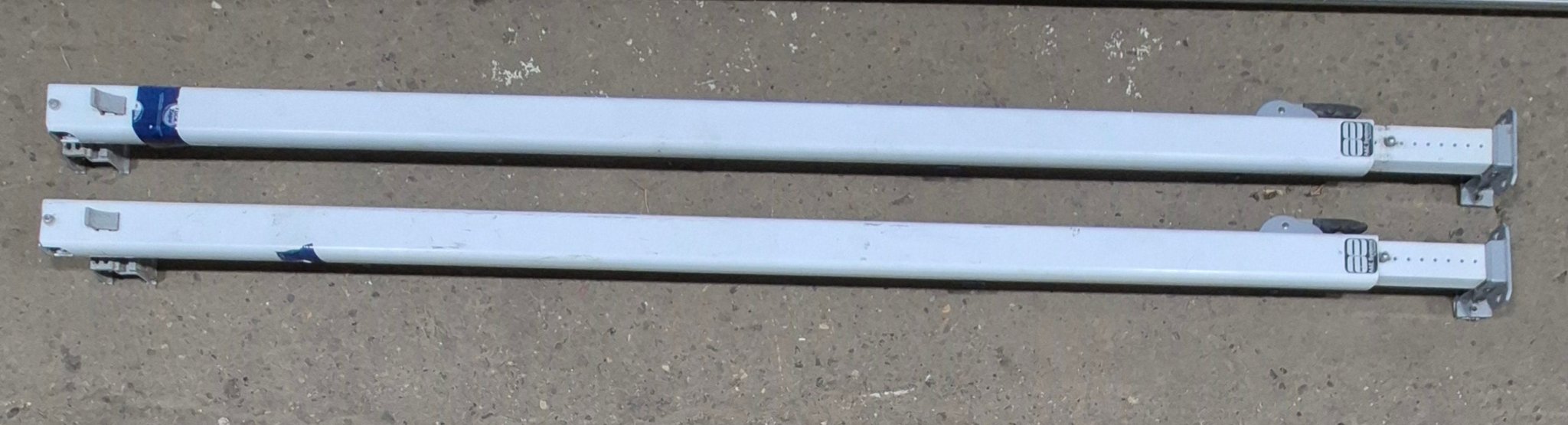 Used Complete Manual Awning Dometic / A&E 15' No Canvas