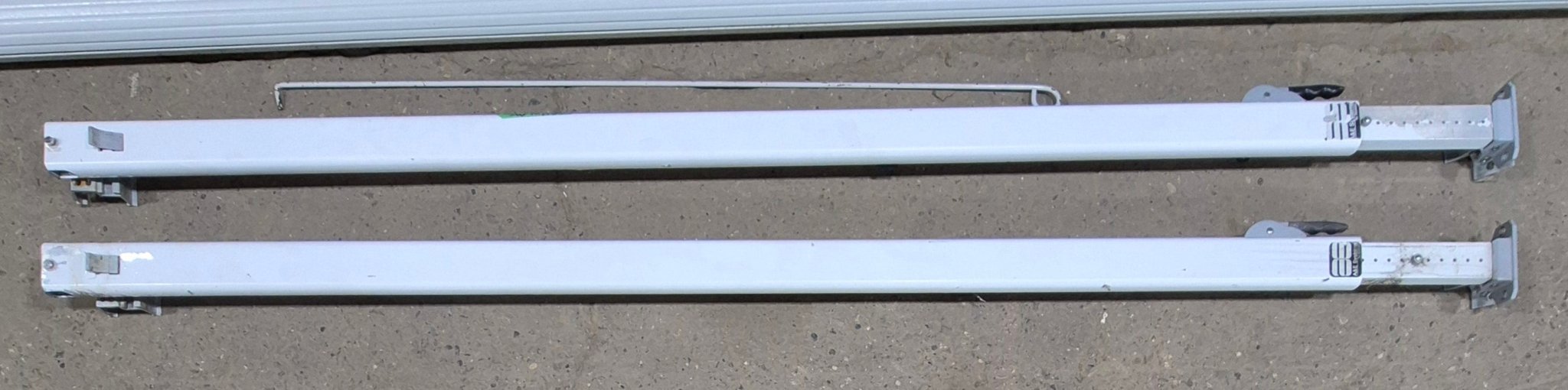 Used Complete Manual Awning Dometic / A&E 18' No Canvas