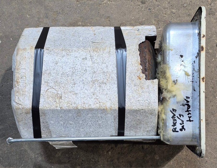 Used Complete Old Style 6-ARV Hot Water Heater 6 Gal.