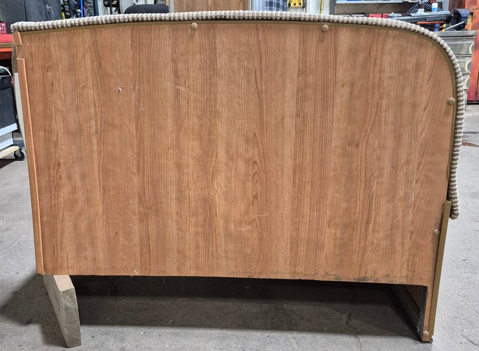 Used Complete RV Dinette Set - 41 1/2” D x 77" W x 32 3/4" H - Does not includes table hardware