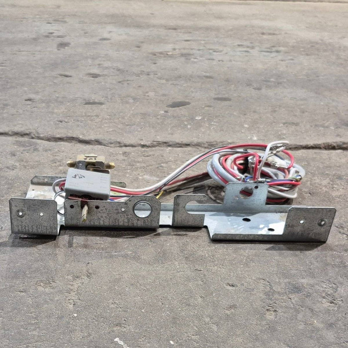 Used Dometic 3-Way Selector Switch and Manual Gas Valve, With Bracket -  2932614015