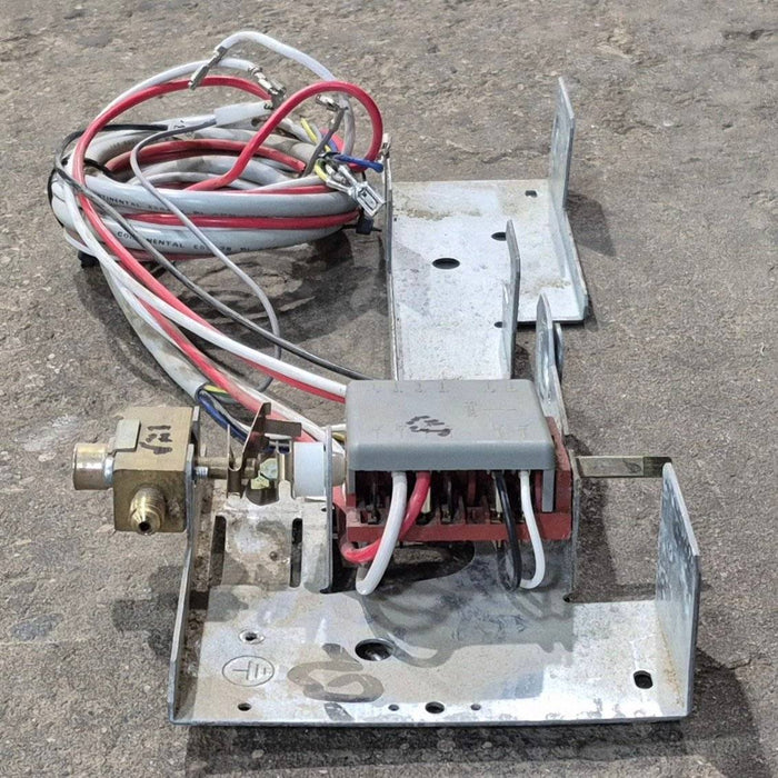 Used Dometic 3-Way Selector Switch and Manual Gas Valve, With Bracket -  2932614015