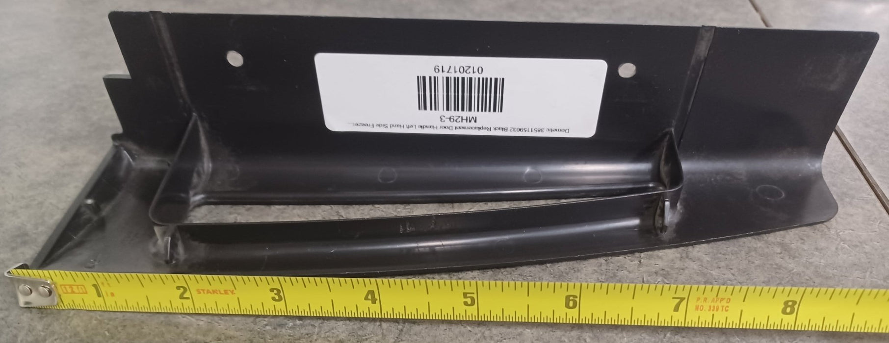 Used Dometic 3851159032 Black Replacement Door Handle Left Hand Side Freezer/ Right Hand Side Refrigerator