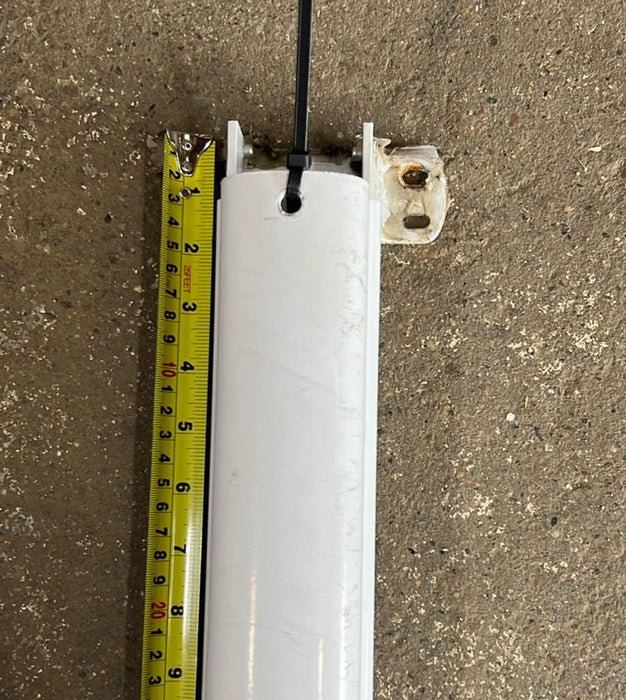 Used Dometic 9100 Power Awning Arm, Standard RH Idler (Power Side), 65 1/2", Adjustable Pitch- 8952002.400