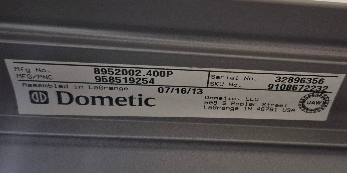 Used Dometic 9100 Power Awning Arm Standard Model RH Power 65 1/2" with Adjustable Pitch Arm 8952002.400P