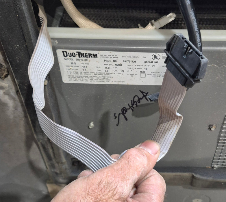 Used Dometic Air Conditioner, Head Unit, 13500 BTU, Cool Only - 59016.505 HAS RIBBON STYLE WIRE CONNECTOR