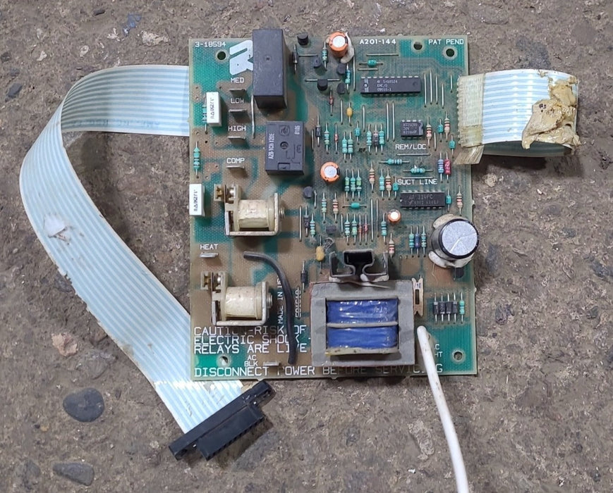 Used Dometic Air Conditioner Module Board - 318594000 - Young Farts RV Parts