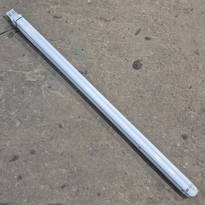 Used Dometic Awning Arm, Idler (Rear) Non-Powered, White, 65 1/2" - WeatherPro , 8551002.400B