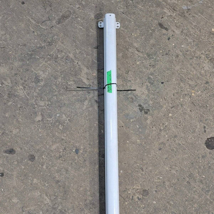 Used Dometic Awning Arm, Idler (Rear) Non-Powered, White, Non-Adjustable Pitch, 66" - 3312487.022B