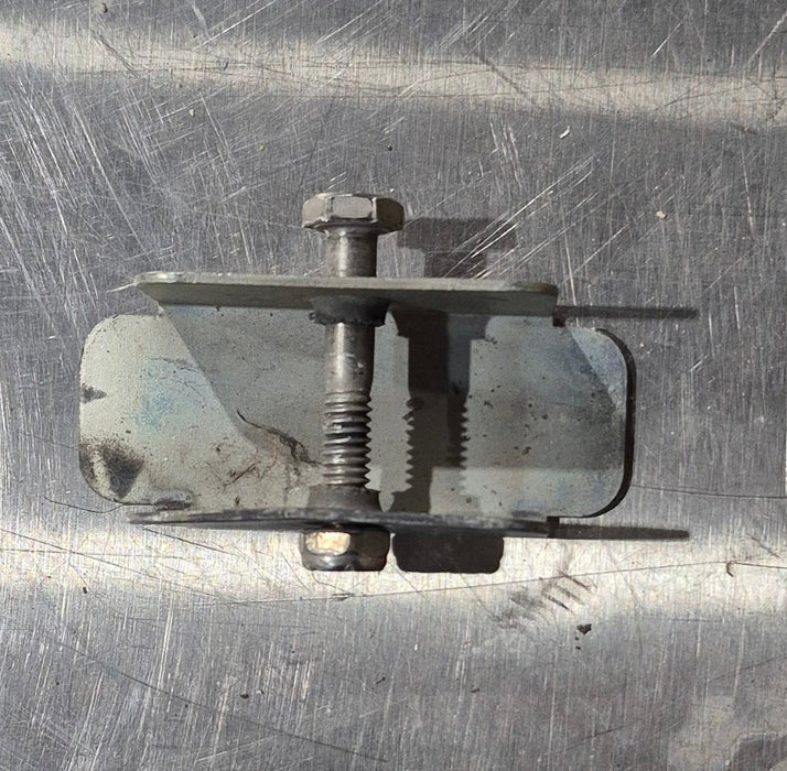 Used Dometic Awning Main Arm Top Cap - 3311588.000