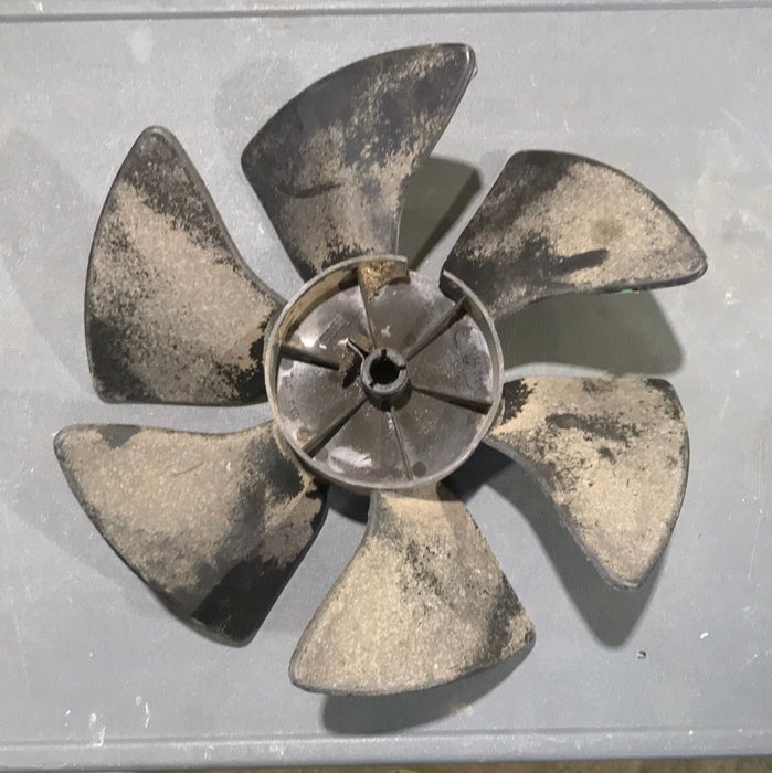 Used Dometic / Duo-therm Air Conditioner Condenser Fan Blade - 3313107.015