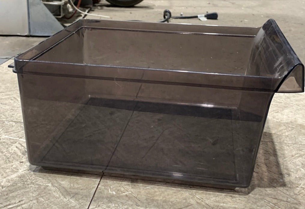 Used Dometic Crisper Bin (Black) 2002726020 Old Style 9 3/8" x 11 5/8" D